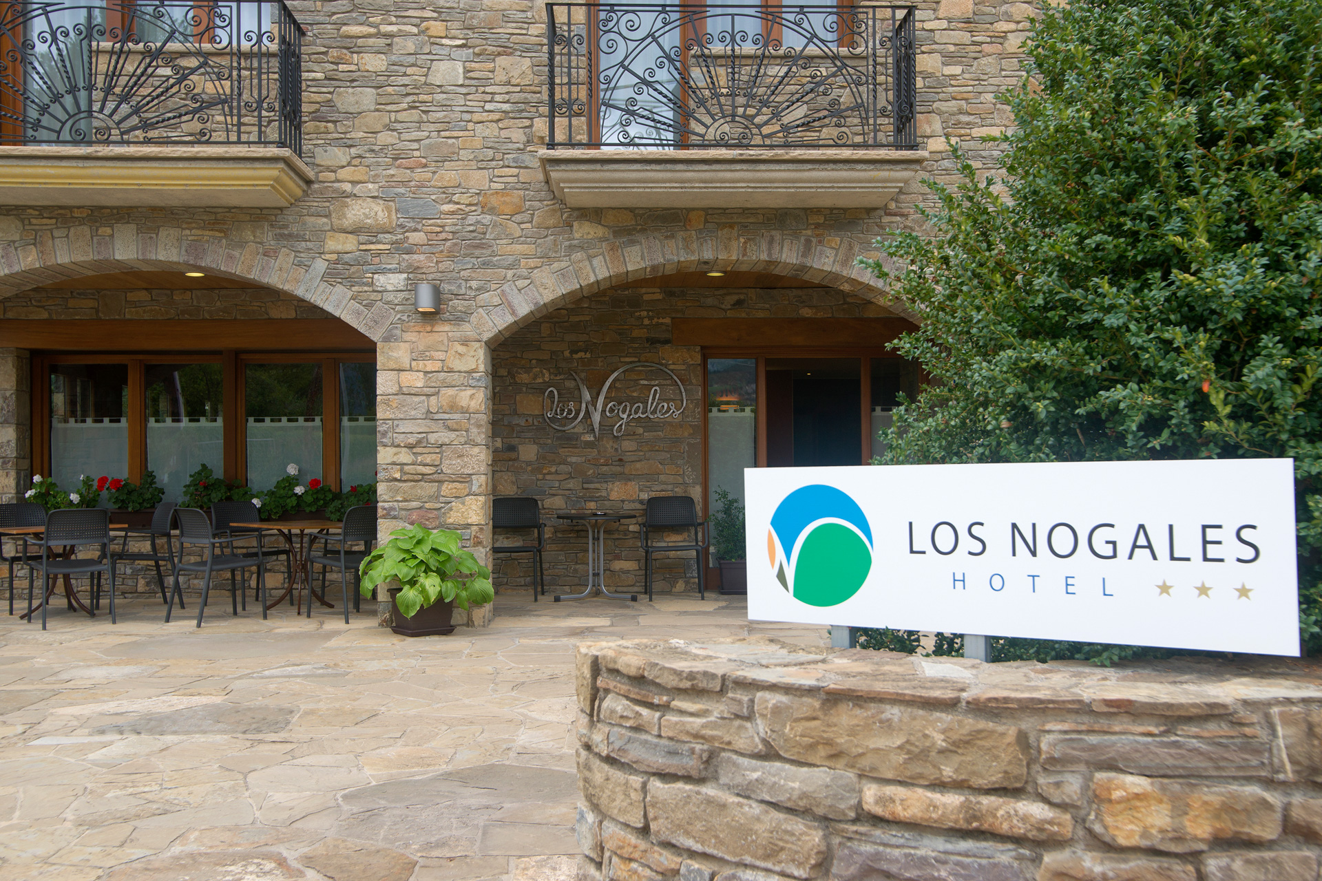 Hotel los Nogales - Campo (Huesca) - Pirineo Aragonés