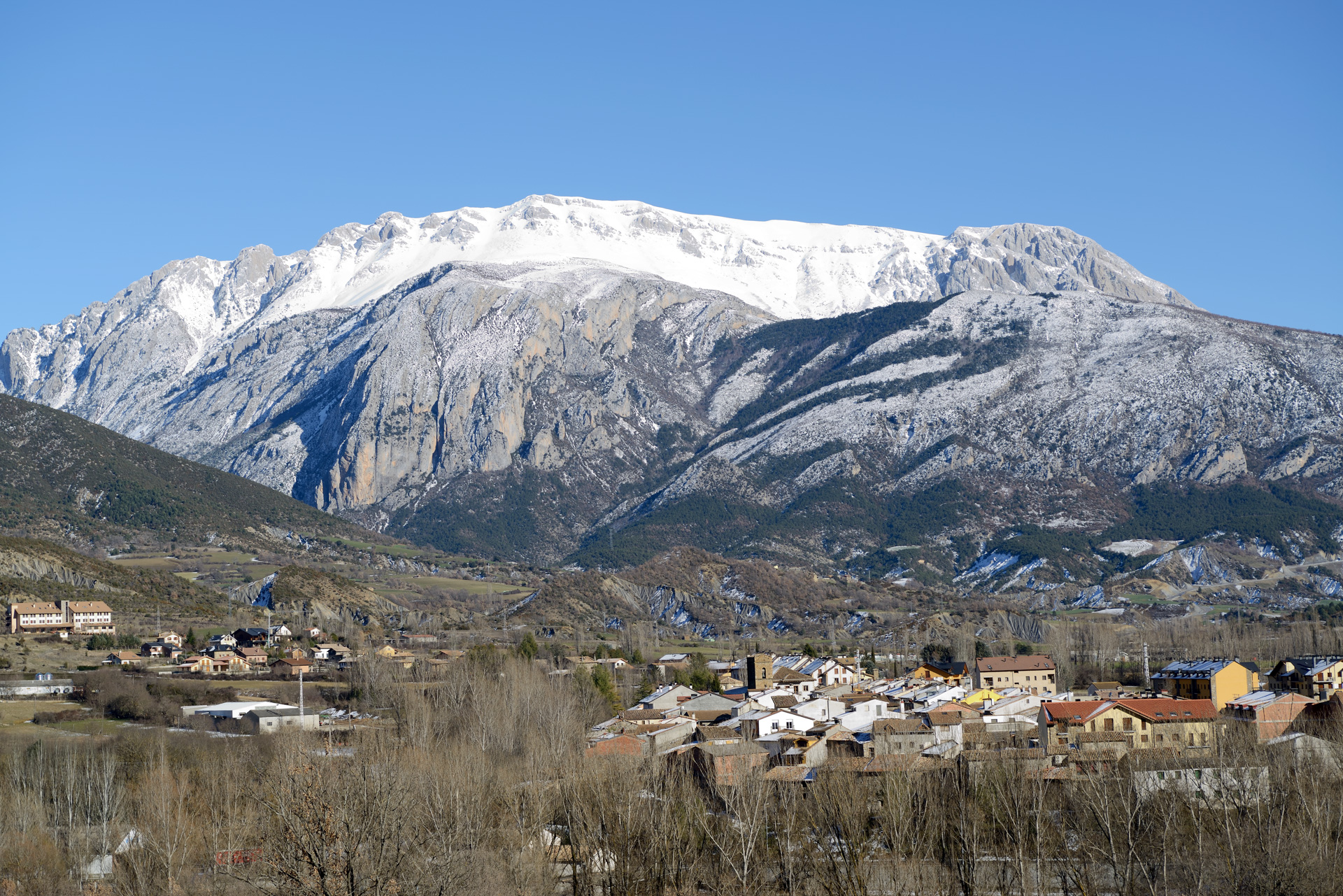 Campo (Huesca) - Pirineo Aragonés